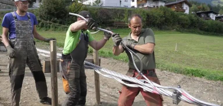 spieljochbahn fügen