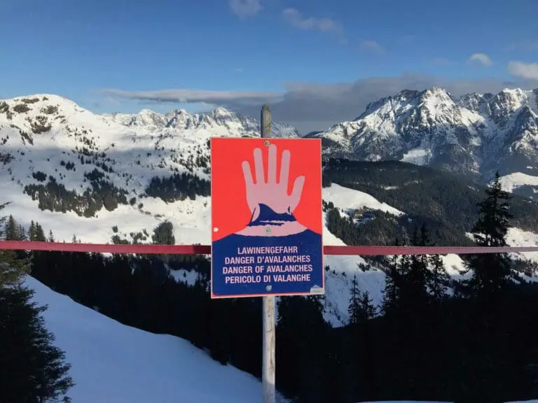 lawines in de Italiaanse Alpen