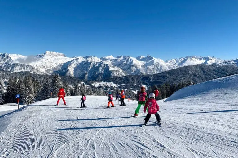 wintersport voorjaarsvakantie Kinderen skiën in het Montafon