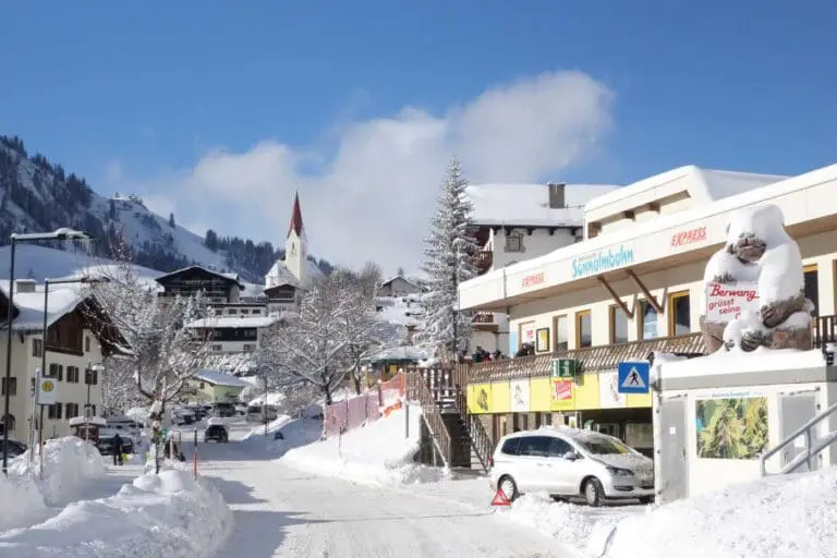 Dorp Berwang in de Tiroler Zugspitz Arena