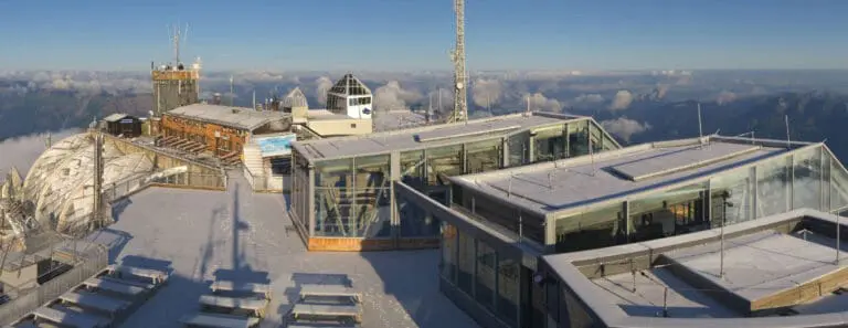 Sneeuw op de Zugspitze