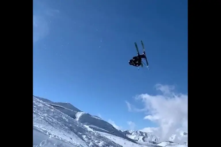 Driedubbele salto kind