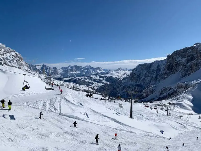 Uitzicht op pistes Sellaronda