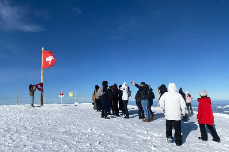 Aziaten op de Jungfraujoch