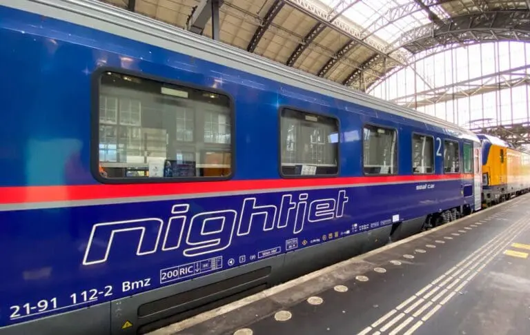 Wintersport trein Tirol ÖBB Nightjet