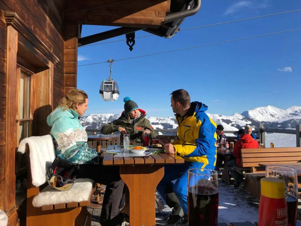 Berghut met terras Ski Juwel