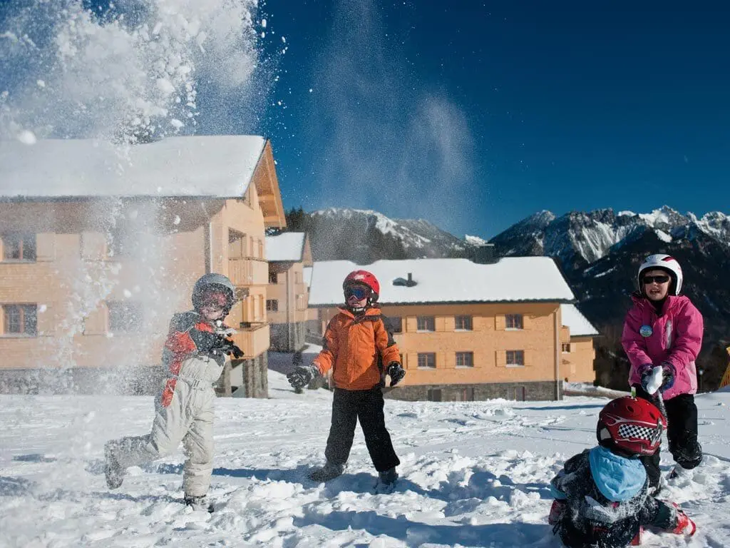 Kinderen in de sneeuw