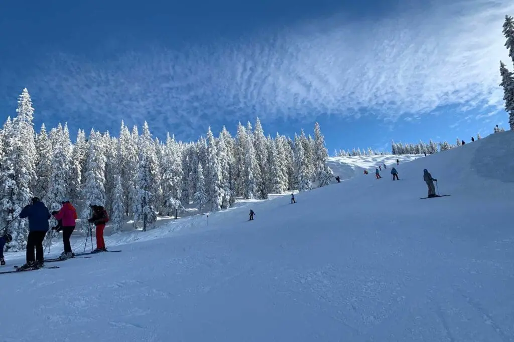 verse sneeuw op piste Hochkönig