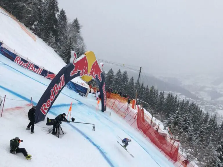 hahnenkamm skier