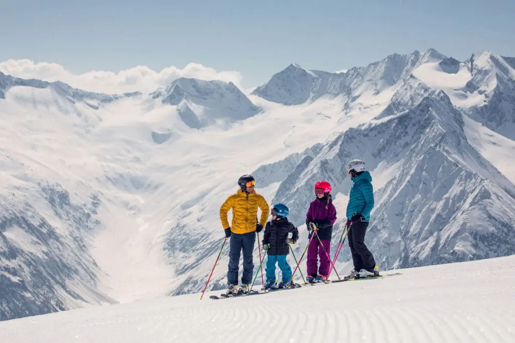 Familie op de piste