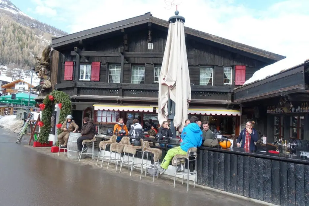 Après-ski in Zwitserland Saas-Fee