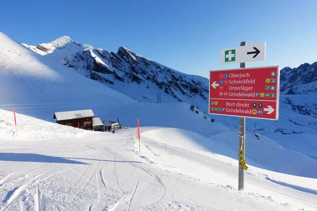 Bord op piste in Grindelwald