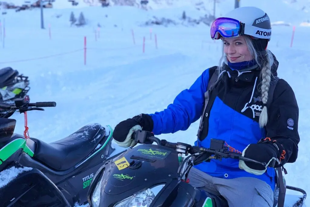Sneeuwscooter rijden Snow Xpark in Engelberg