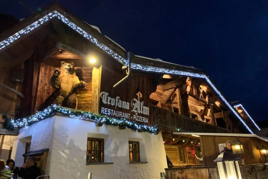 après-ski in Ischgl bij de Trofana Alm