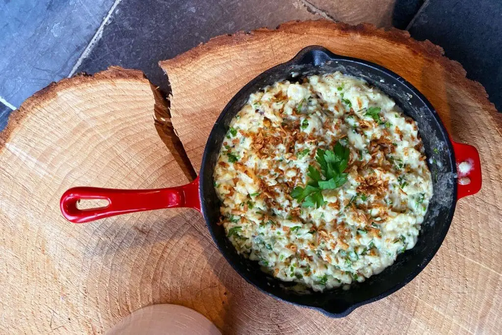 Wintersportgerechten Pasen recept Käsespätzle