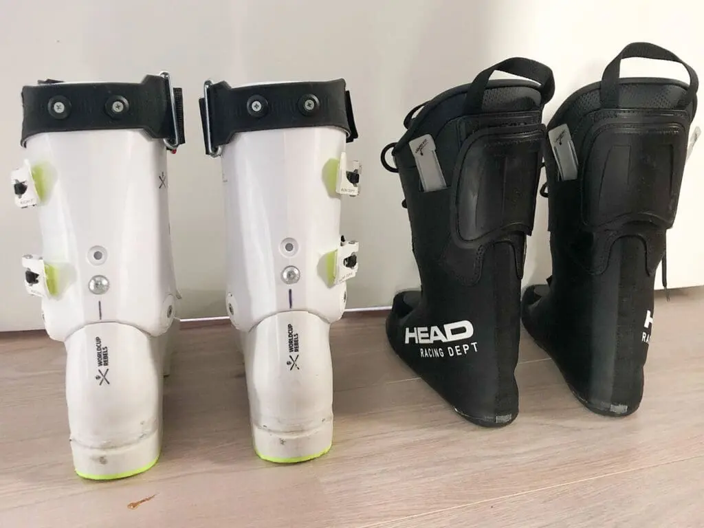 skischoenen uit elkaar