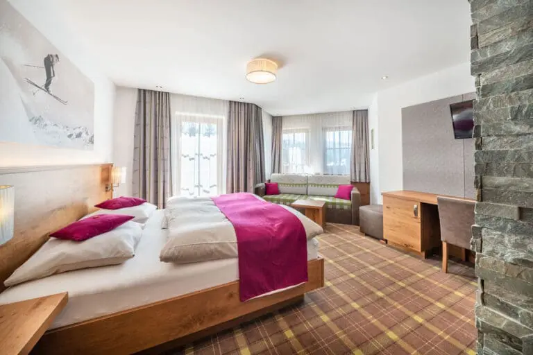 Hotelbed Ursprungs Panorama Hotel