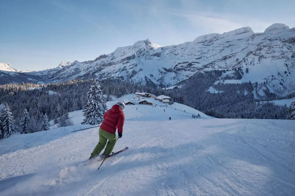 Skiën in Les Diablerets in Alpes Vaudoises in Zwitserland