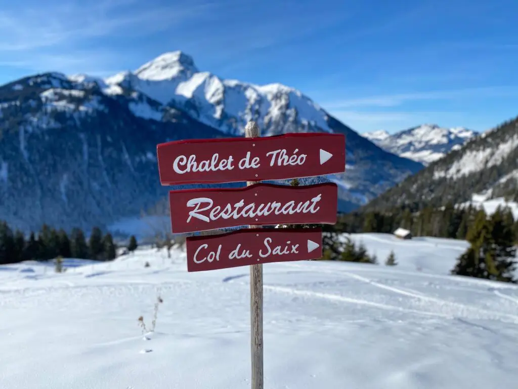 Lokaal en chalet de Theo in restaurant Chatel