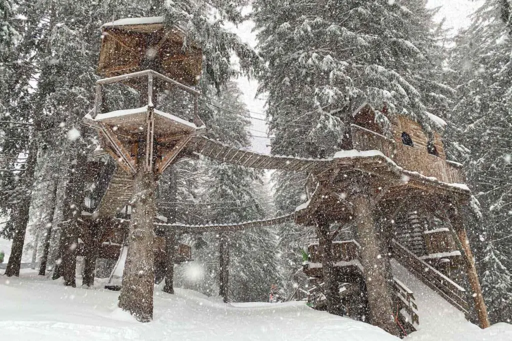 Funpark Lil Stash in Avoriaz met veel sneeuw