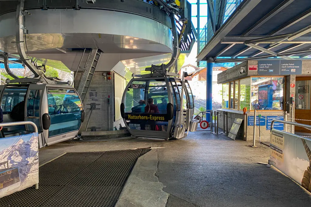 De oude Matterhorn Express in Zermatt