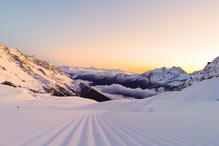 Skiën bij zonsopkomst - bijzondere activiteiten in Saas-Fee/Saastal
