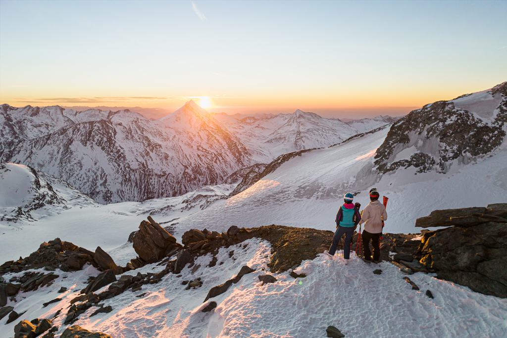 Skiën bij zonsopkomst - bijzondere activiteiten in Saas-Fee/Saastal