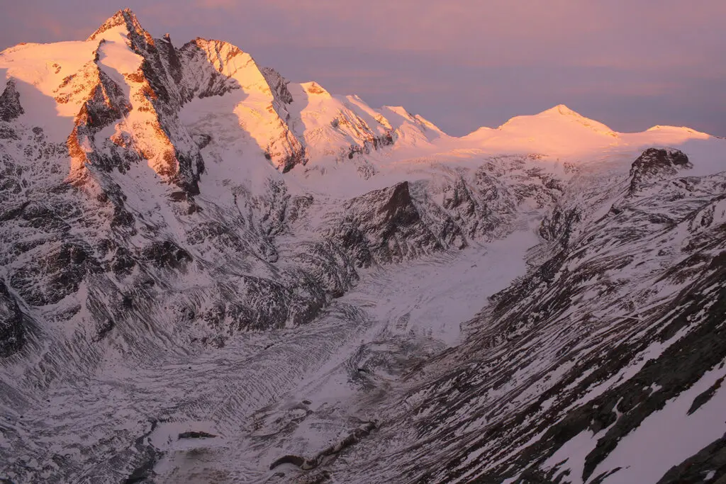 Zonsopkomst met uitzicht op de Großglockner