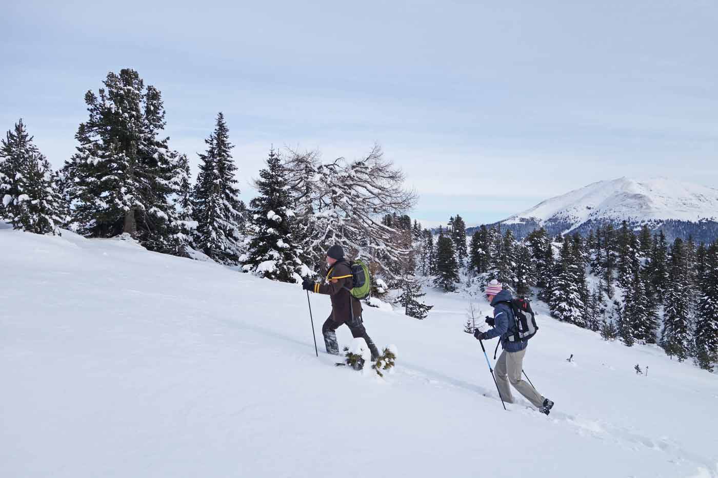 Schneeschuhwandern im Skiurlaub