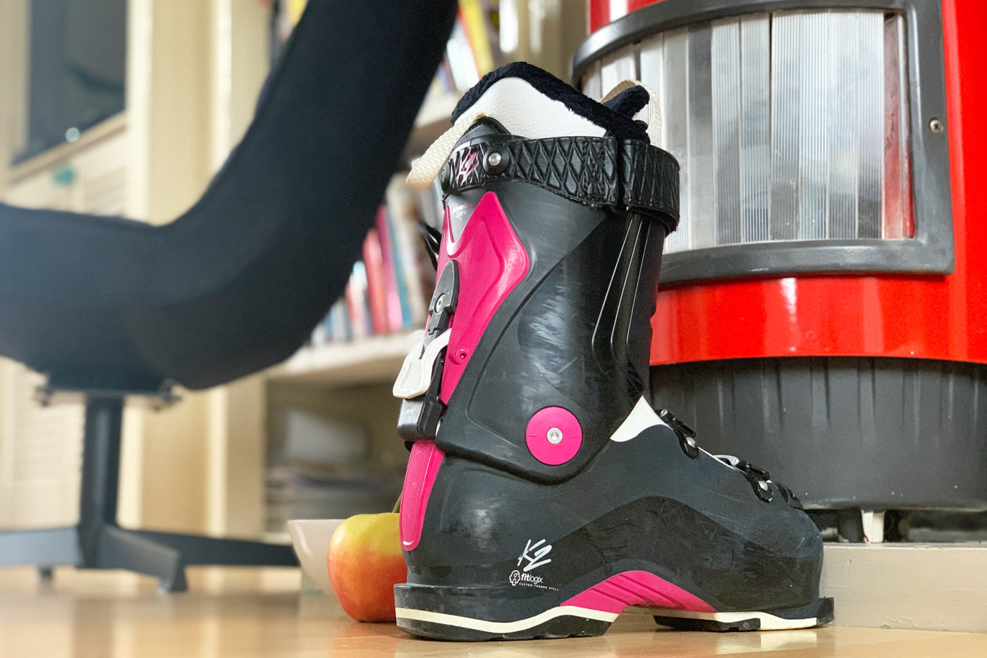 skischoen zetten openhaard sinterklaas