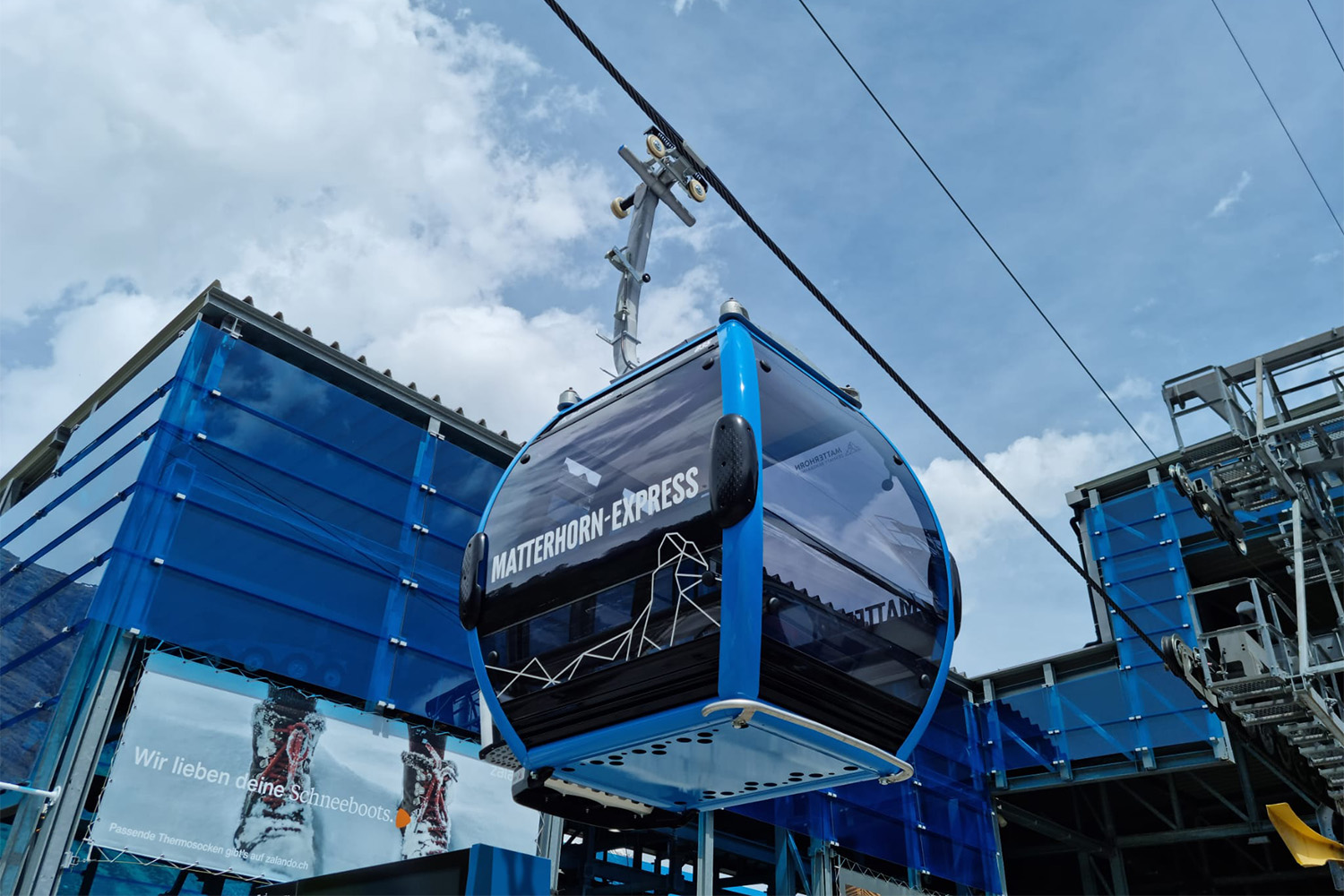 De nieuwe cabines van de Matterhorn Express in Zermatt