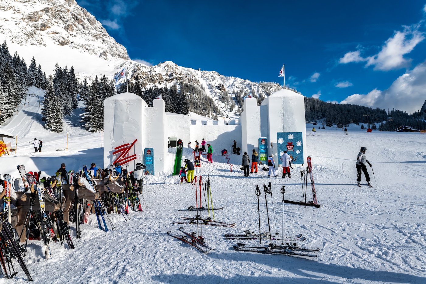 Sneeuwkasteel op de Ehrwalder ALm
