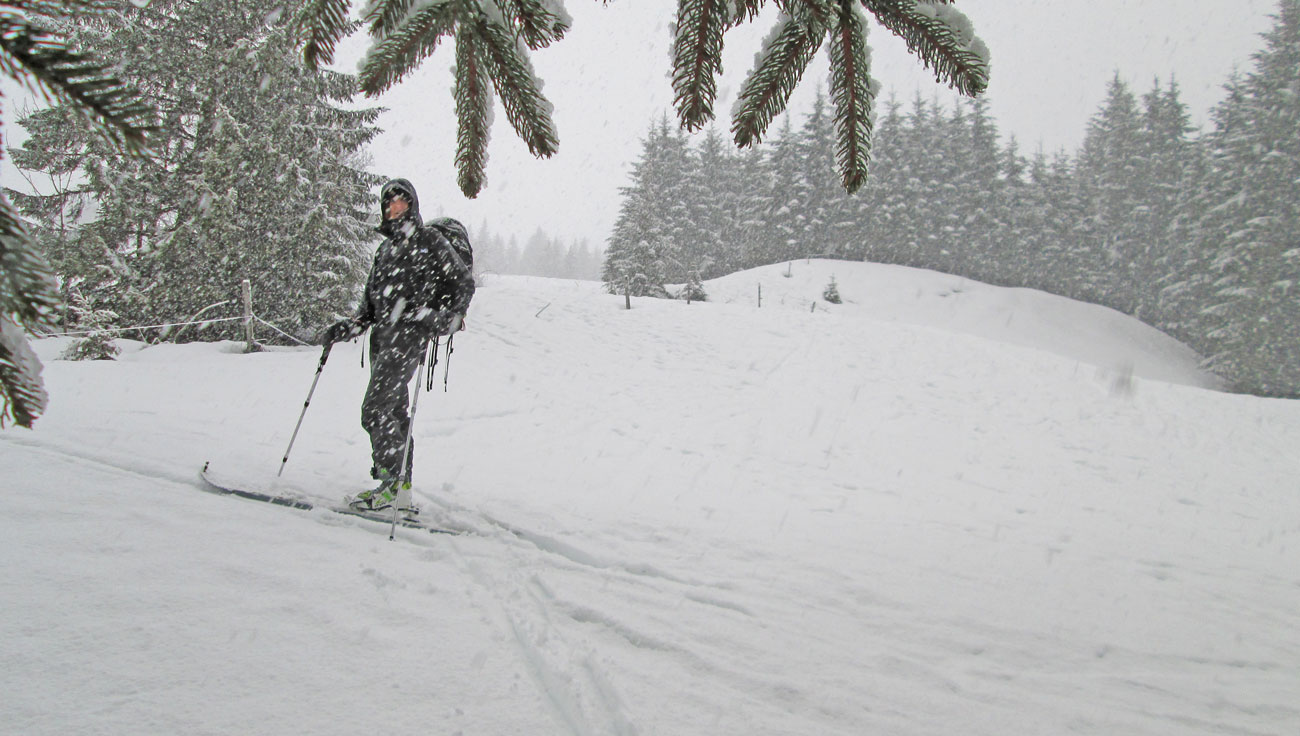 Toerskiën bij verse sneeuw