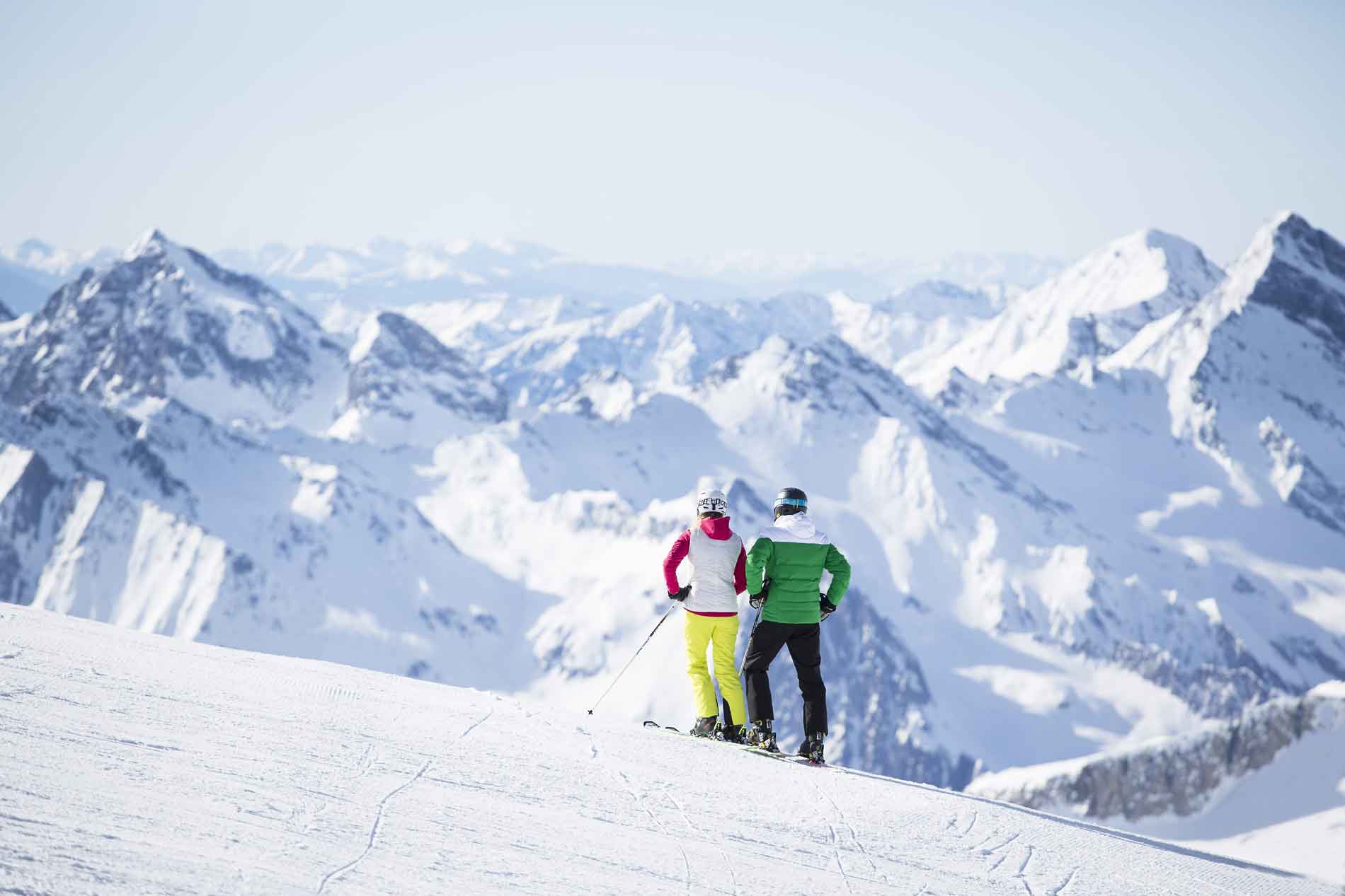 Genieten van het uitzicht vanaf de Hintertuxer Gletscher
