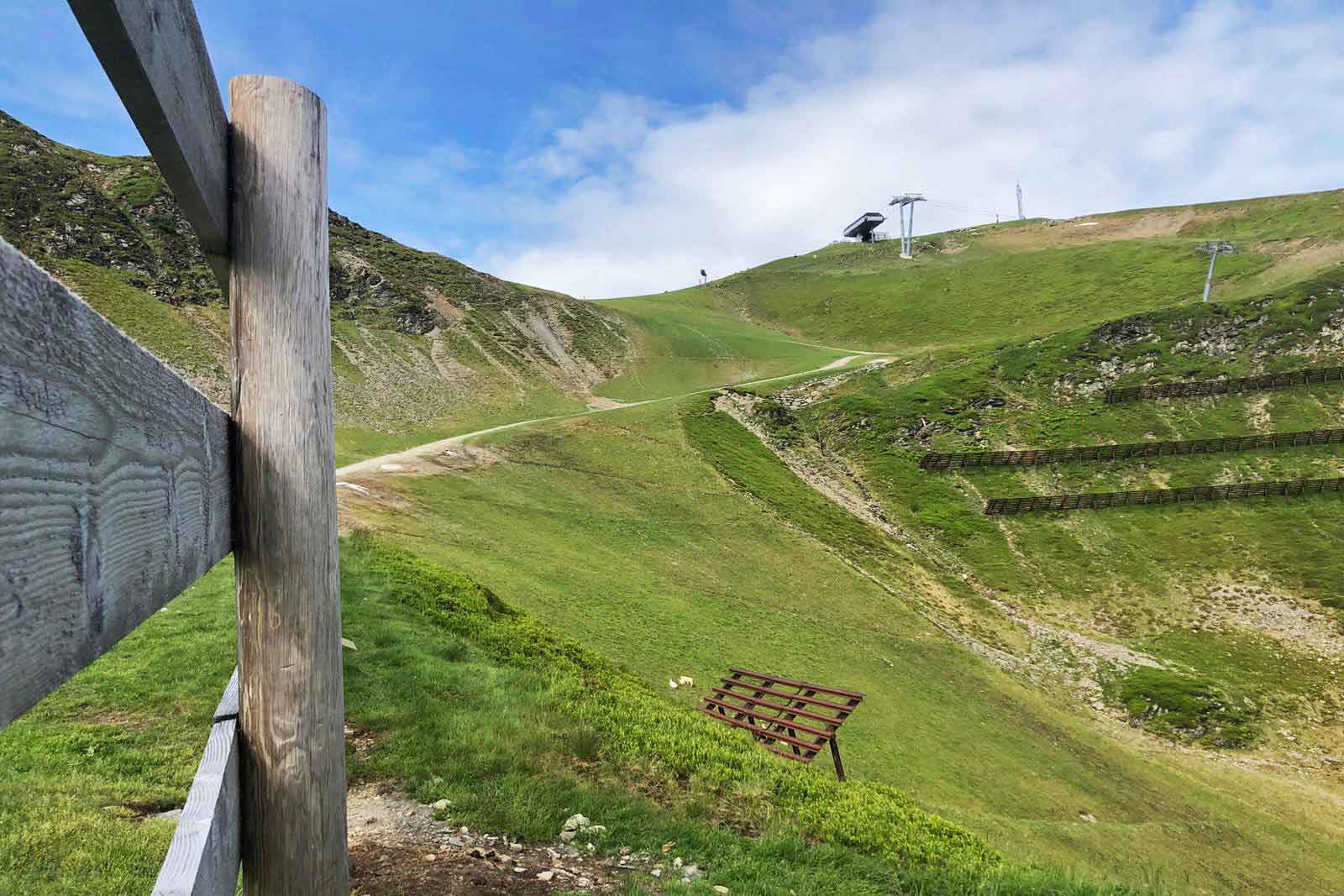 Piste in de zomer in Saalbach