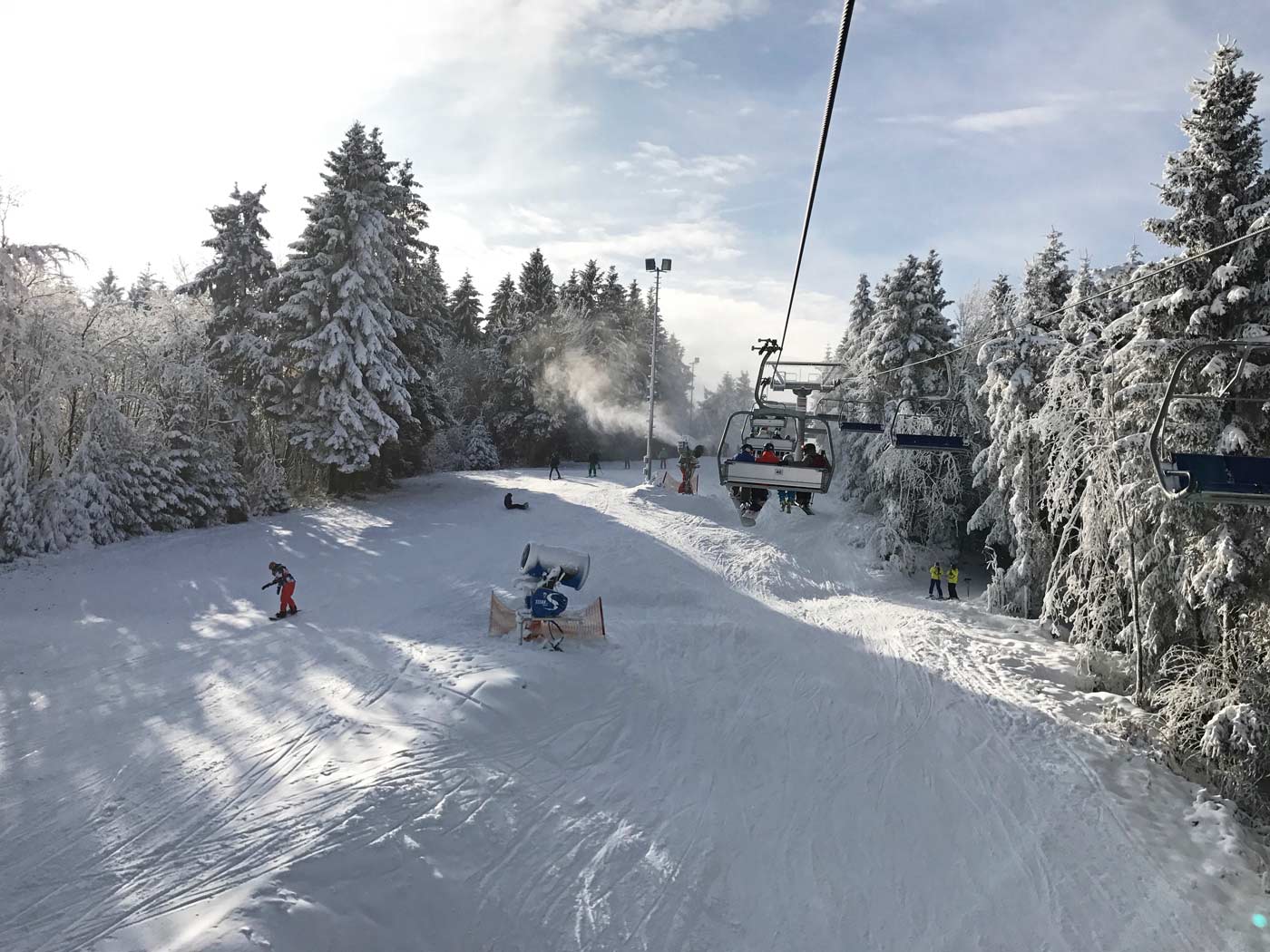 Stoeltjeslift in skigebied Winterberg: skigebieden op minder dan 900 km vanaf Utrecht