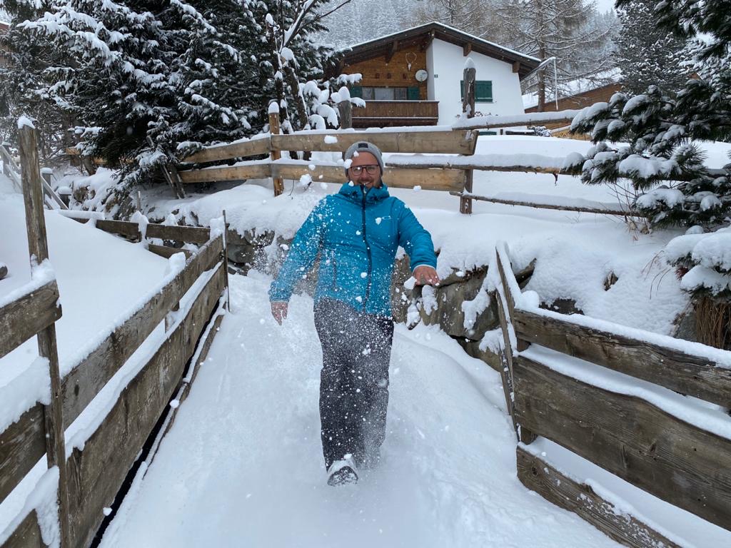 Sneeuw tijdens wandelen